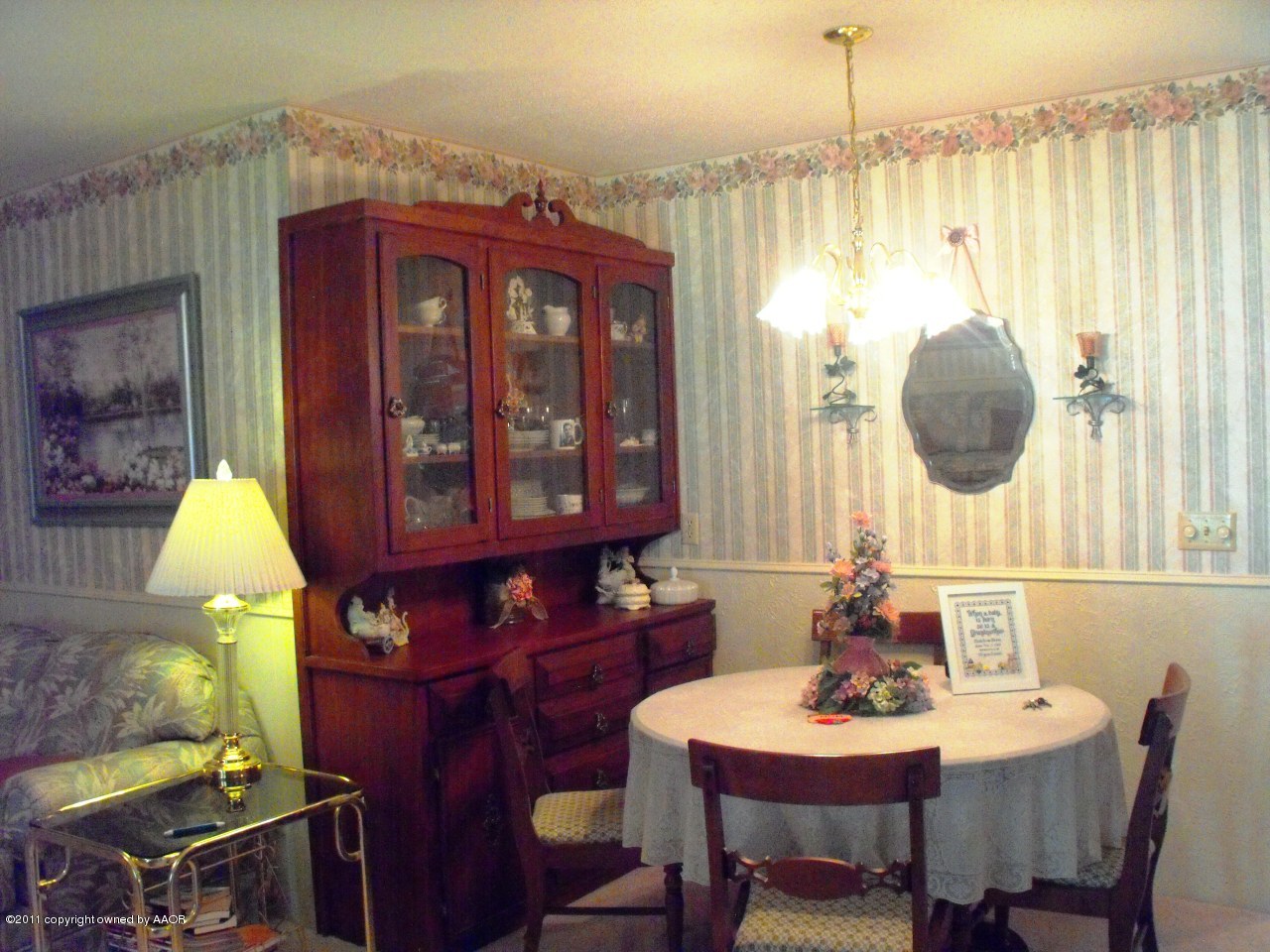 5502 Alvarado Road Amarillo, TX 79106 - Photo 5 of 20 breakfast area