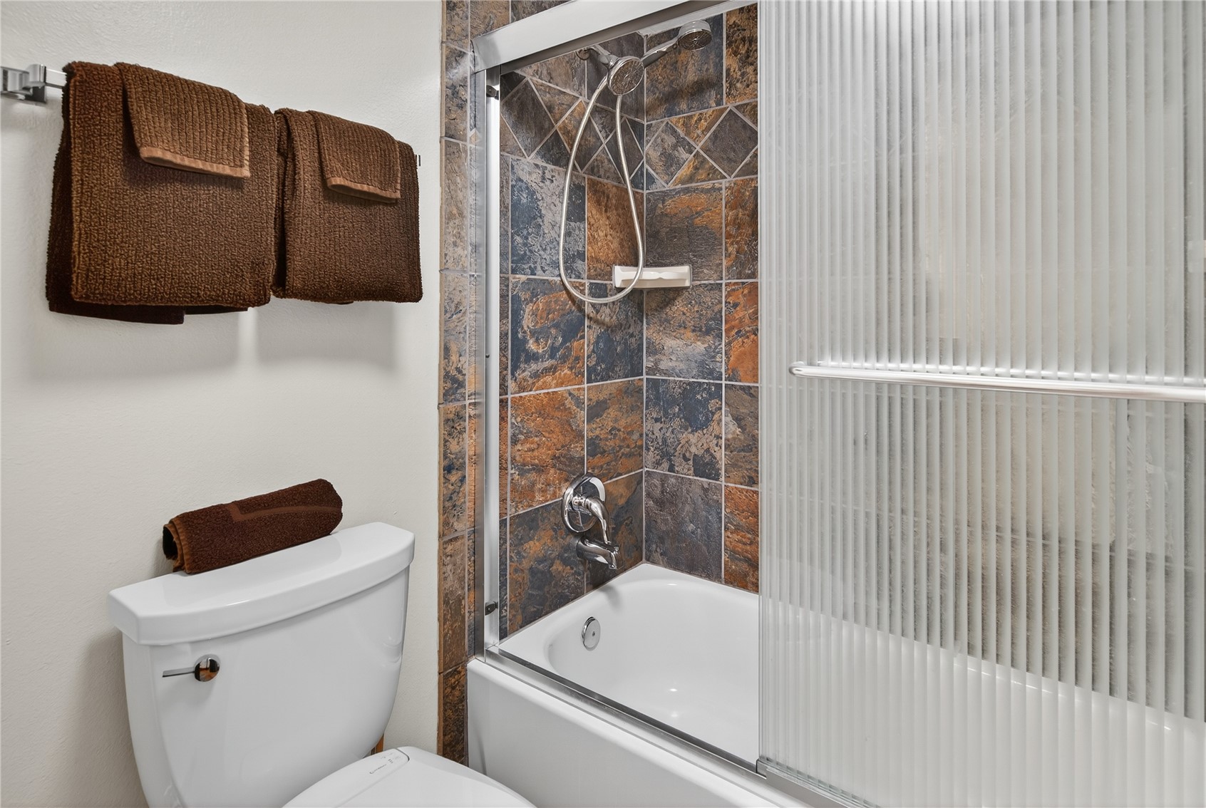 325 Four Oclock Road, Unit D205 Breckenridge, CO 80424 - Photo 25 of 29 Gallery Image 25
