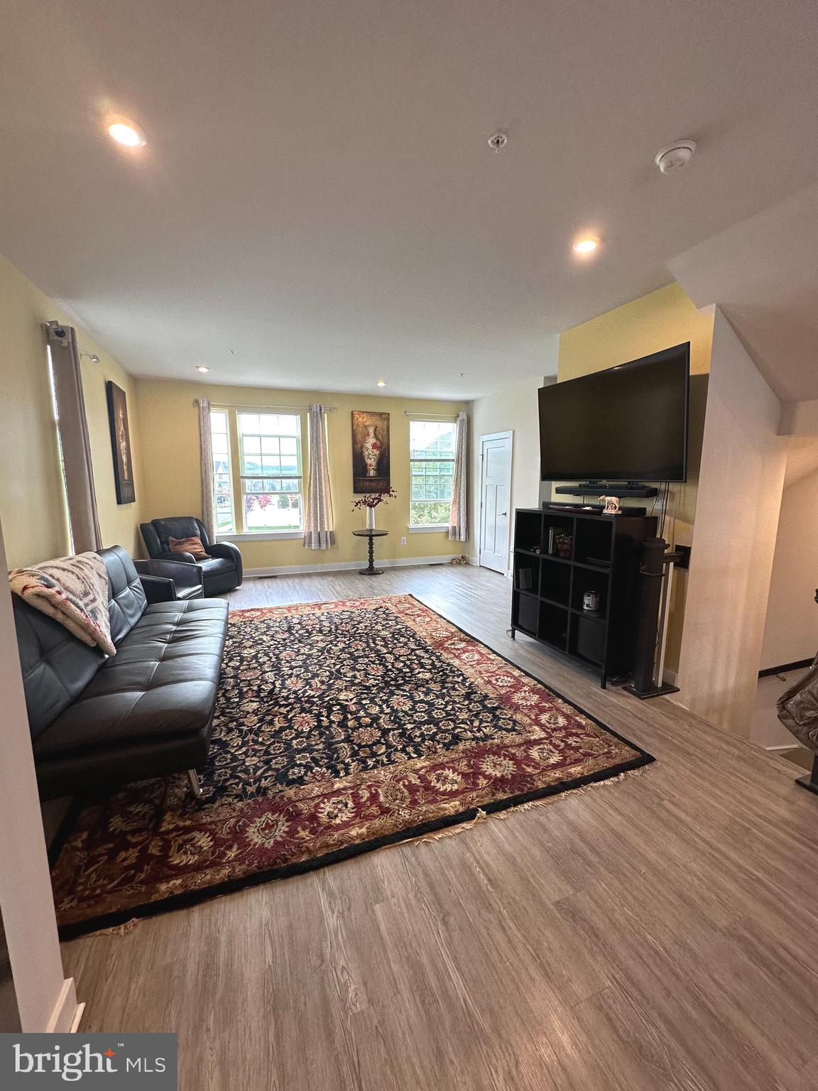 6562 Ballenger Run Boulevard Frederick, MD 21703 - Photo 8 of 24 Enjoy the Sunlight