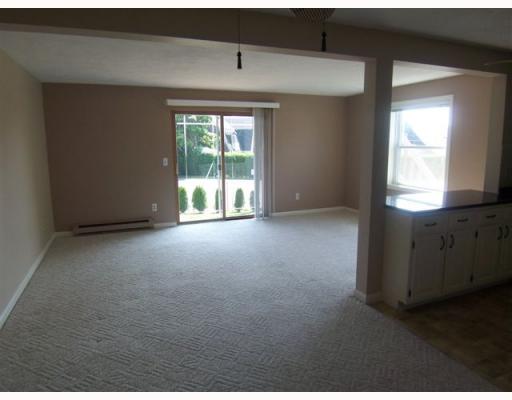 130 Purgatory Road, Unit 1 Middletown, RI 02842 - Photo 4 of 12 Exterior Front.