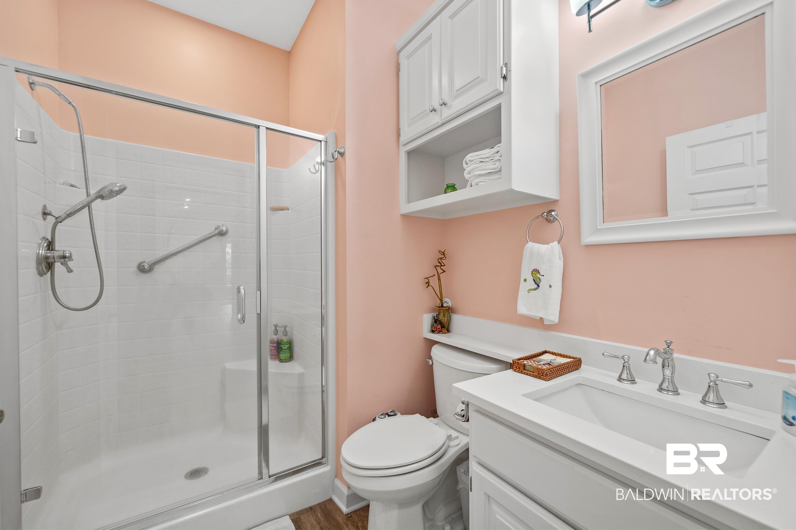 43 Cottage Drive Fairhope, AL 36532 - Photo 17 of 23 Guest Bathroom
