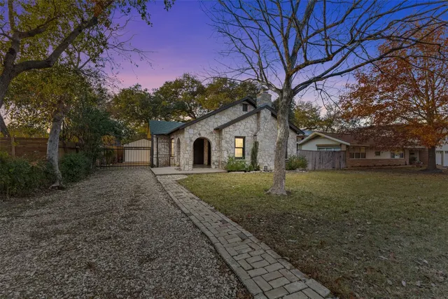 $897,000 | 2310 Euclid Avenue, Austin, TX 78704
