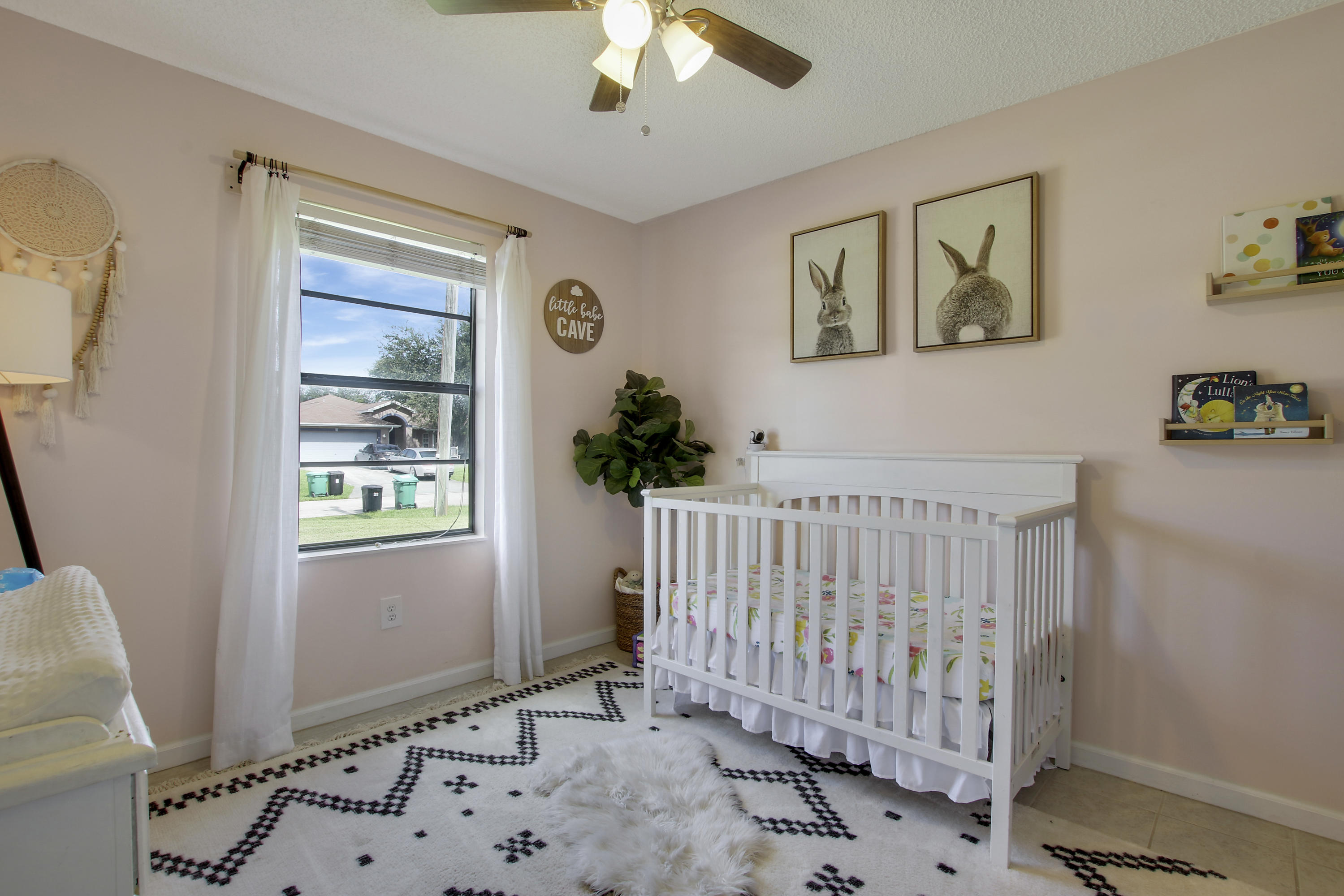152 Southwest Covington Road Port St. Lucie, FL 34953 - Photo 18 of 26 House-74