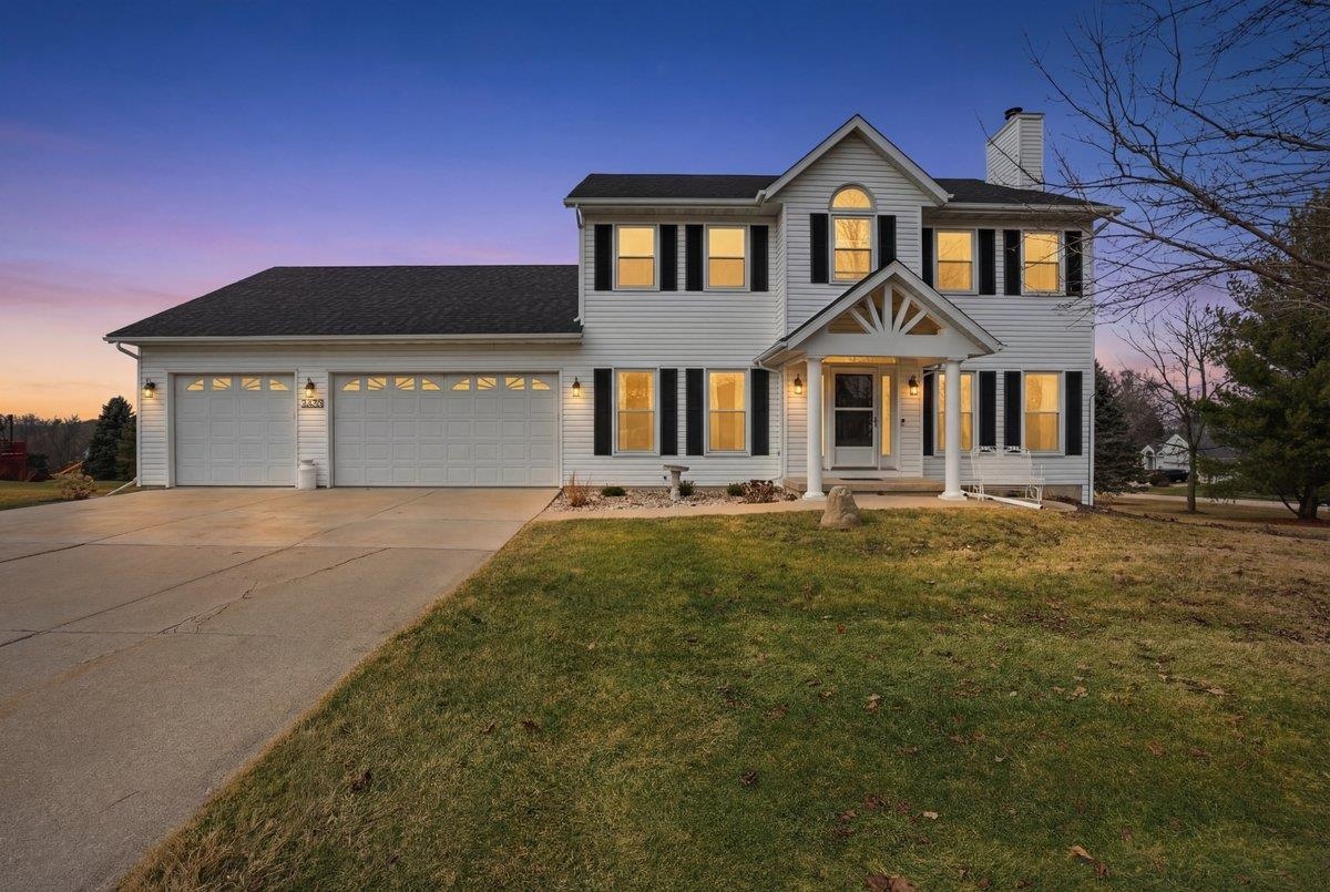 3630 T T-Bird Way Cottage Grove, WI 53527 - Photo 1 of 82