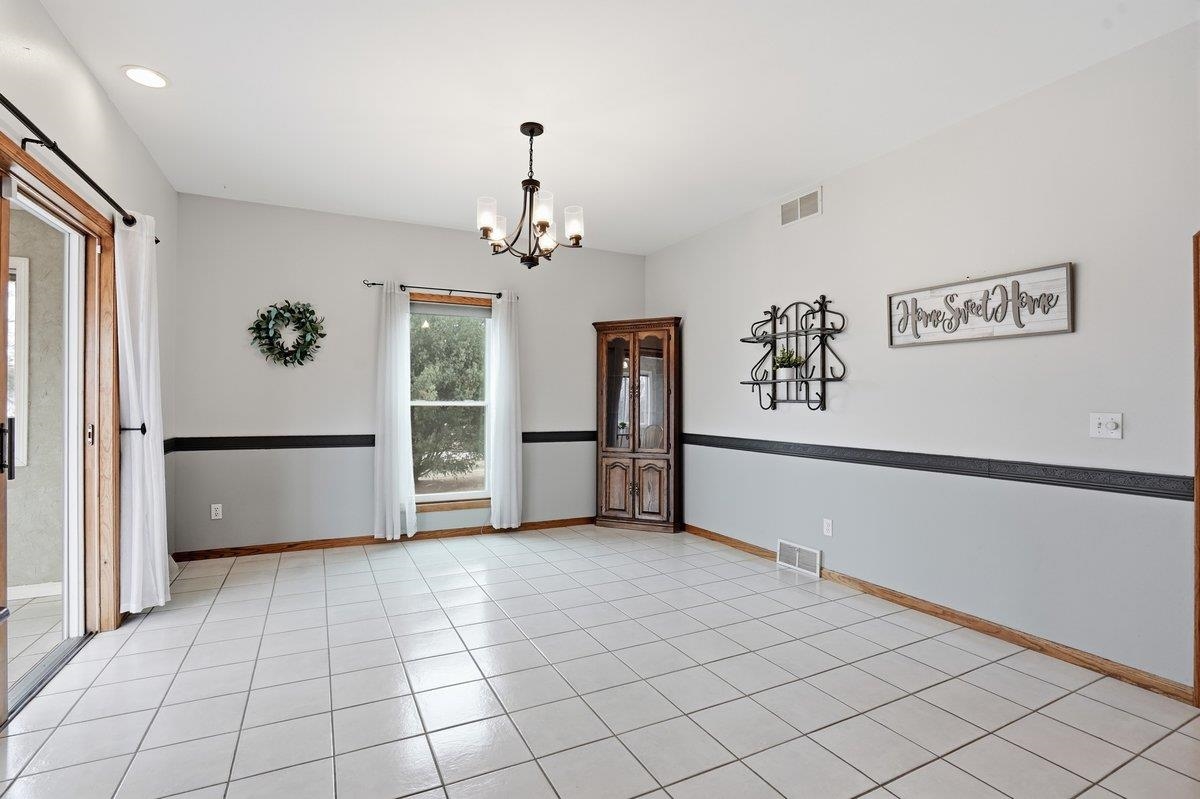 3630 T T-Bird Way Cottage Grove, WI 53527 - Photo 16 of 82