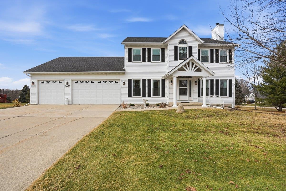 3630 T T-Bird Way Cottage Grove, WI 53527 - Photo 2 of 82