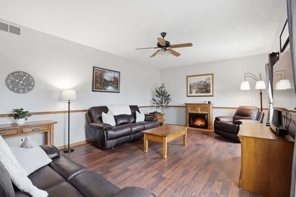 $715,000 | 3630 T T-Bird Way, Cottage Grove, WI 53527