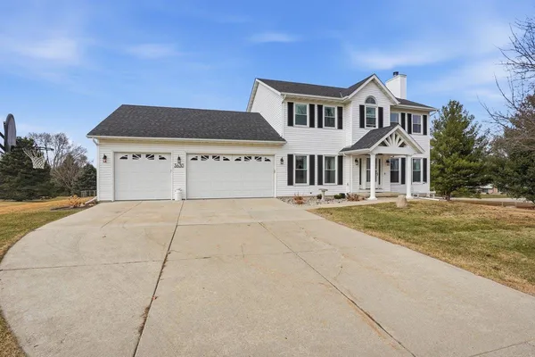 $715,000 | 3630 T T-Bird Way, Cottage Grove, WI 53527
