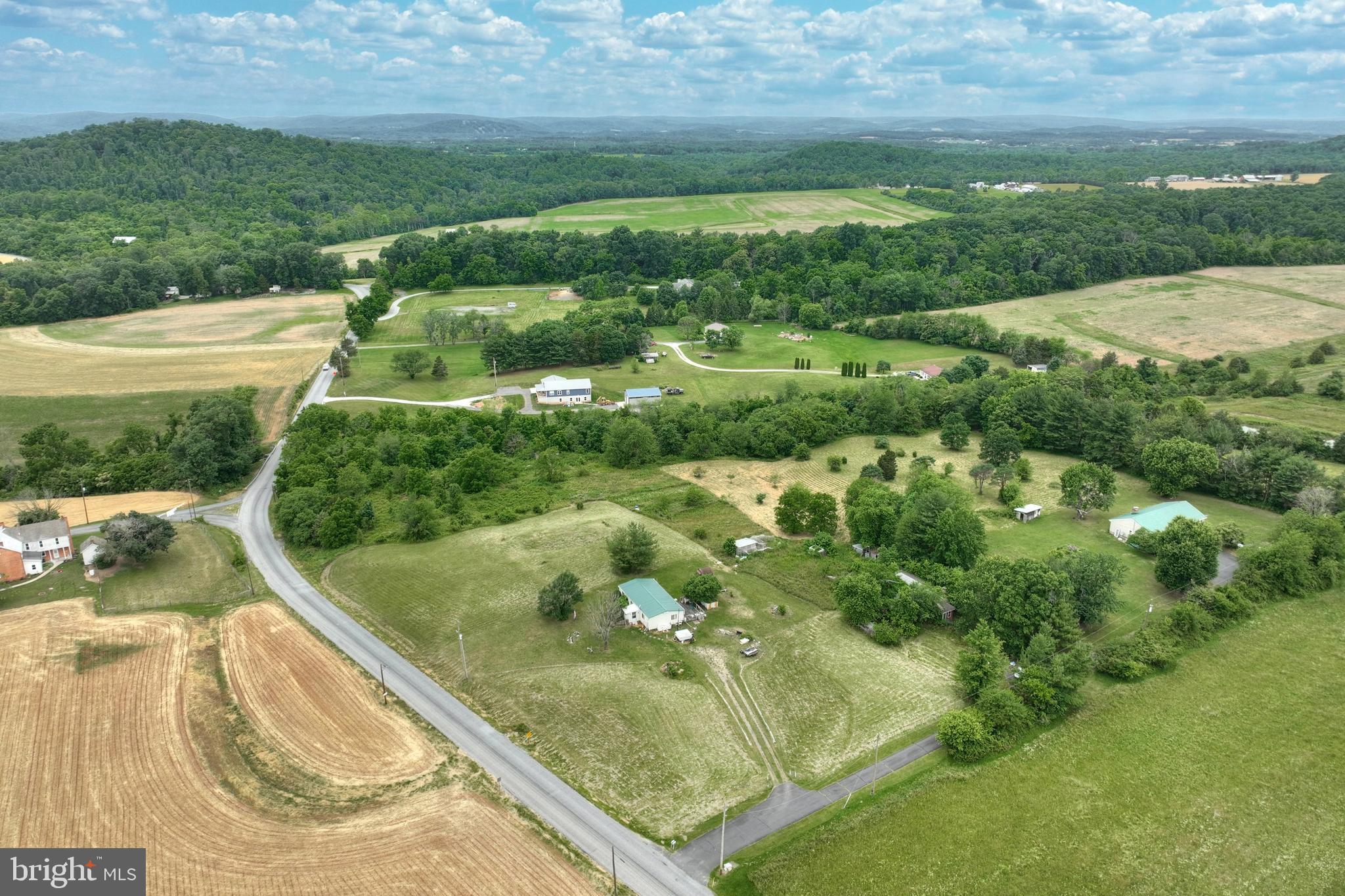 1233 Mason Dixon Road Gettysburg, PA 17325 - Photo 11 of 19