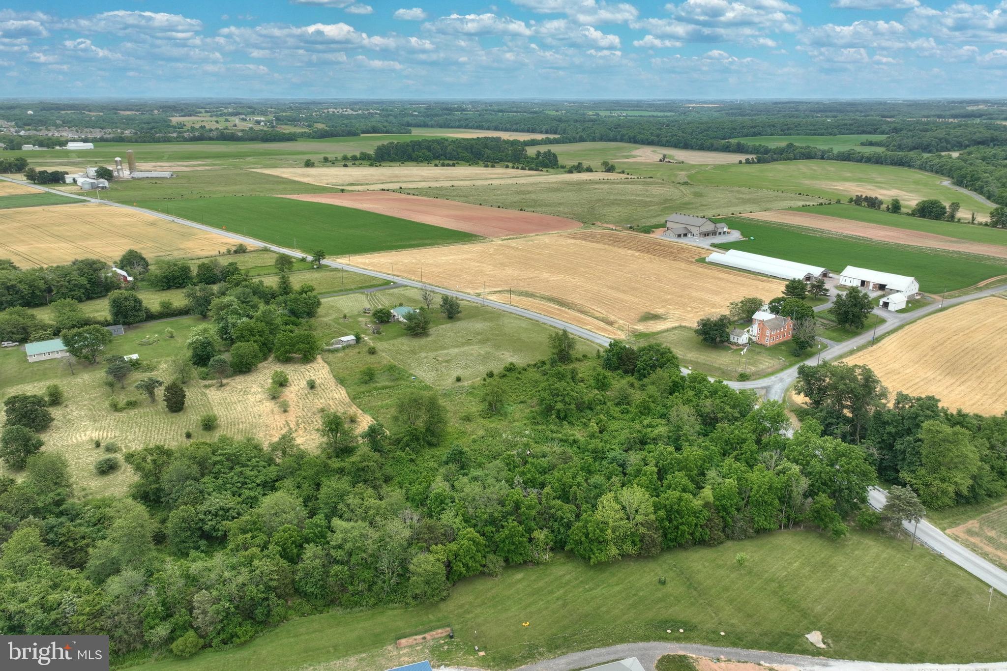 1233 Mason Dixon Road Gettysburg, PA 17325 - Photo 4 of 19
