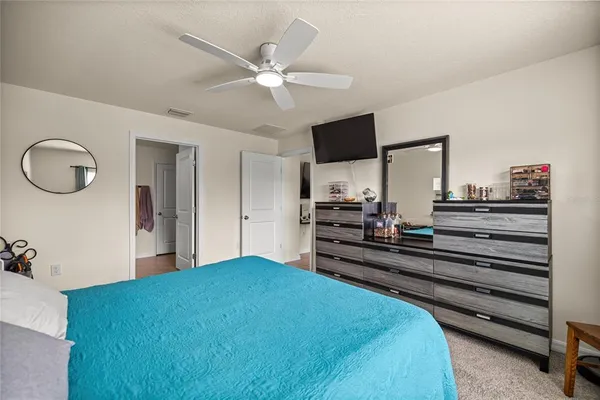 $295,000 | 207 Southeast 66th Court, Ocala, FL 34472