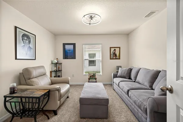 $295,000 | 207 Southeast 66th Court, Ocala, FL 34472