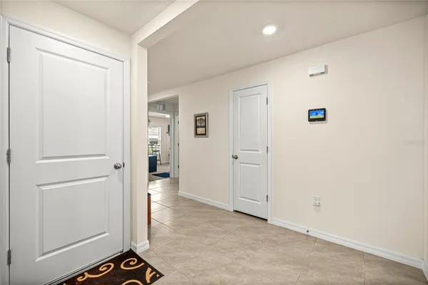 $295,000 | 207 Southeast 66th Court, Ocala, FL 34472