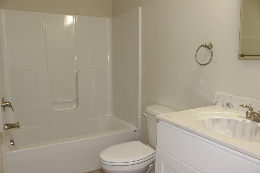 286 Maple Street, Unit 2 Middleton, MA 01949 - Photo 14 of 25 Gallery Image 14