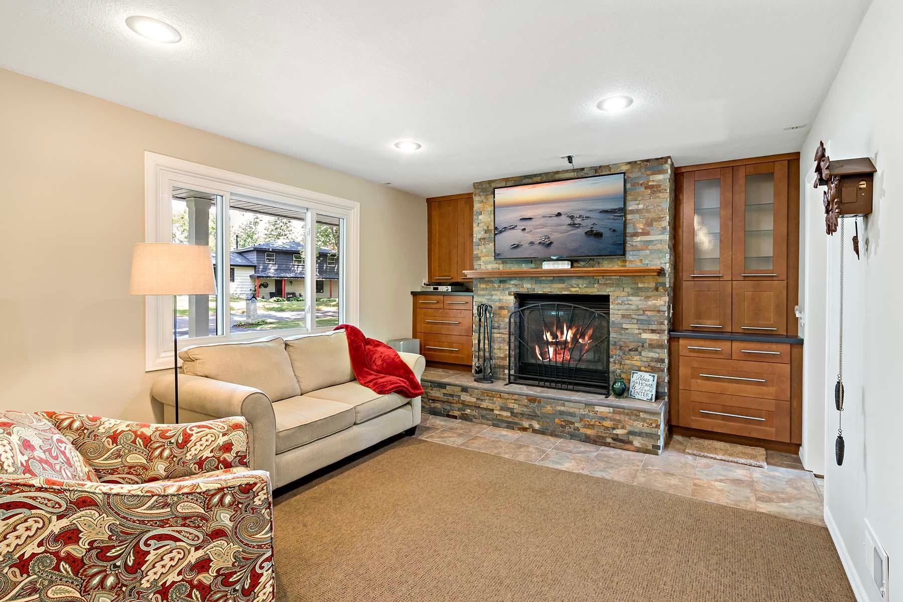5077 Westmill Road Minnetonka, MN 55345 - Photo 14 of 37 Gallery Image 14