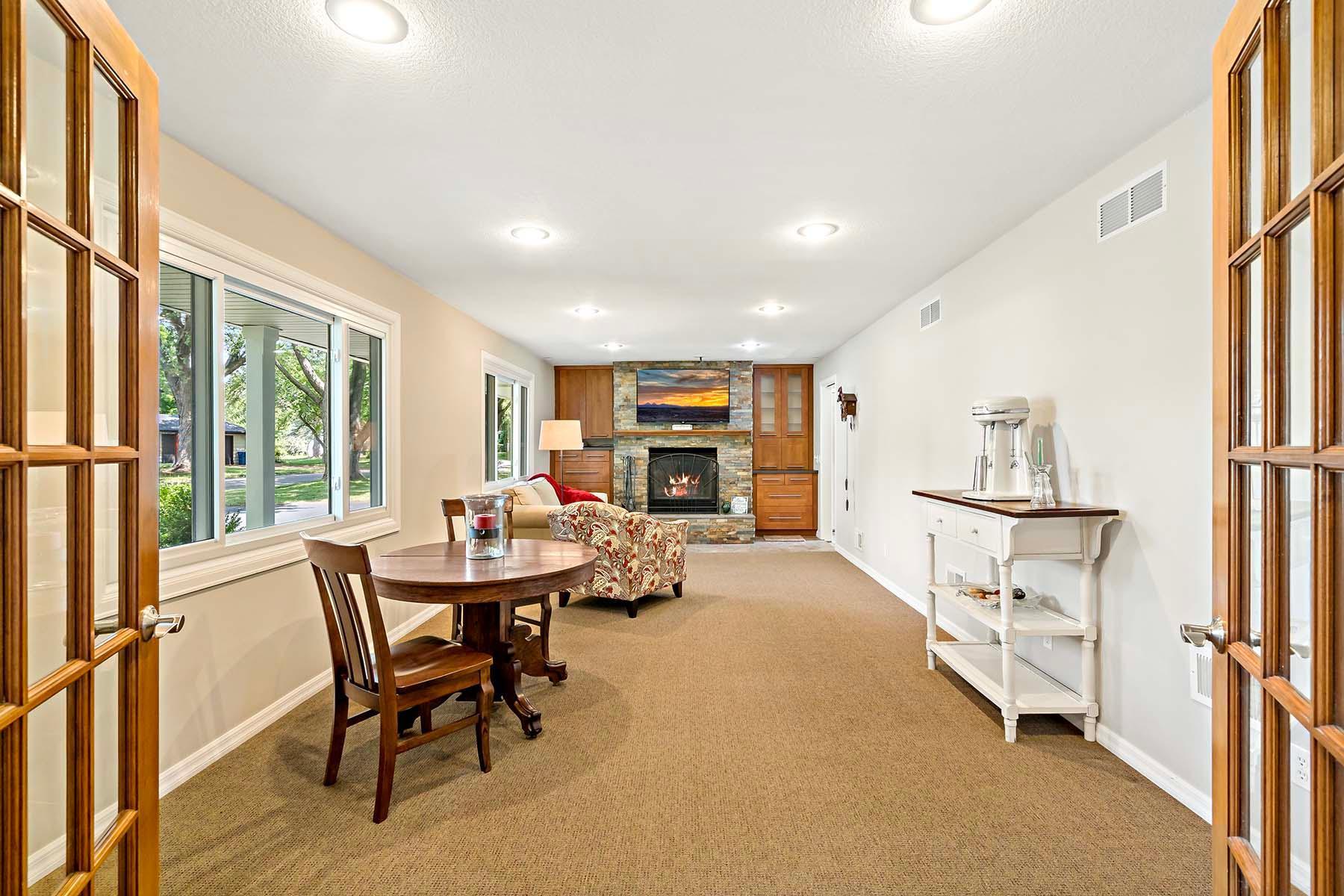 5077 Westmill Road Minnetonka, MN 55345 - Photo 16 of 37 Gallery Image 16