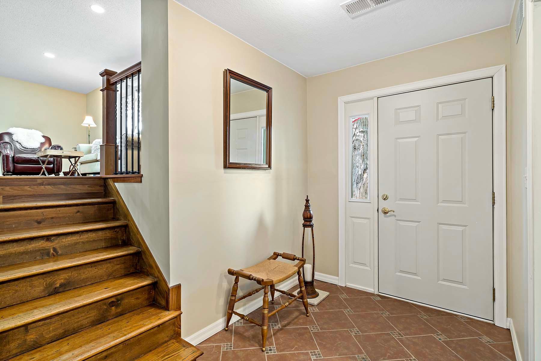 5077 Westmill Road Minnetonka, MN 55345 - Photo 19 of 37 Gallery Image 19