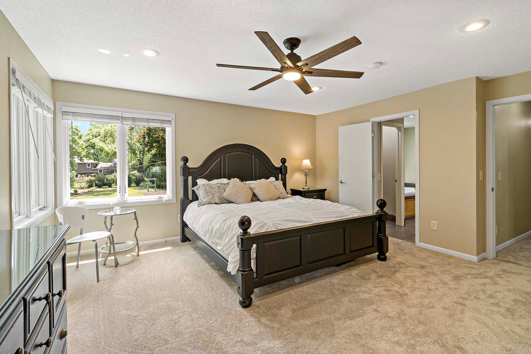 5077 Westmill Road Minnetonka, MN 55345 - Photo 21 of 37 Gallery Image 21
