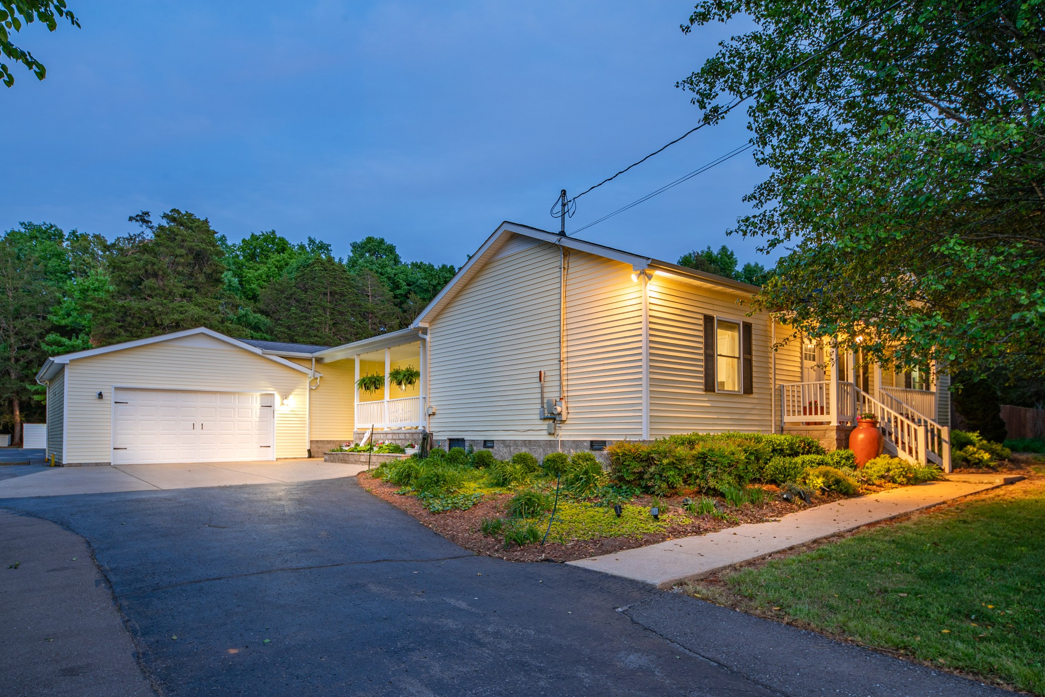 4751 Thick Road Chapel Hill, TN 37034 - Photo 2 of 66