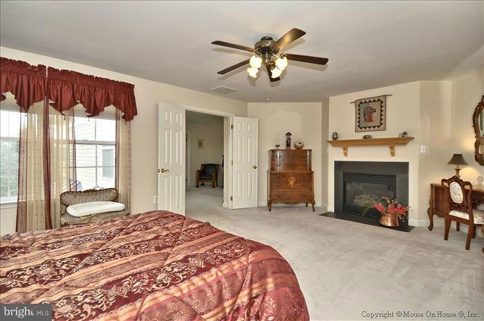 25819 Bowman Acres Lane Damascus, MD 20872 - Photo 11 of 30 Bedroom (Master)