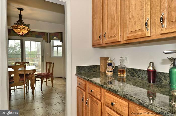 25819 Bowman Acres Lane Damascus, MD 20872 - Photo 19 of 30 Butlers Pantry