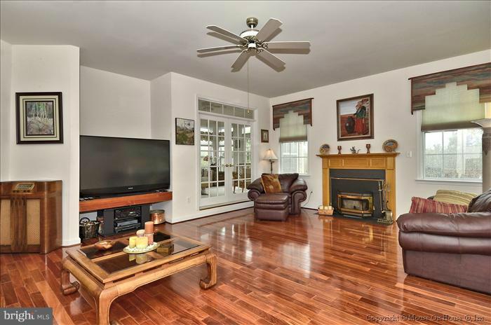 25819 Bowman Acres Lane Damascus, MD 20872 - Photo 23 of 30 Family Room