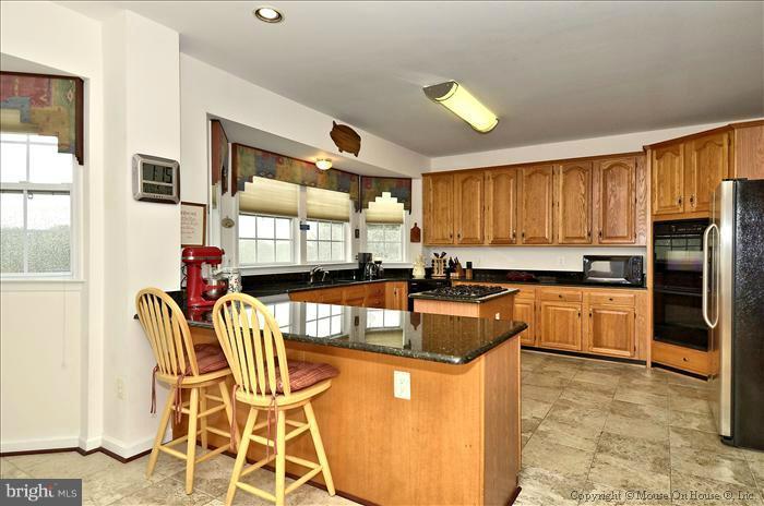 25819 Bowman Acres Lane Damascus, MD 20872 - Photo 24 of 30 Kitchen