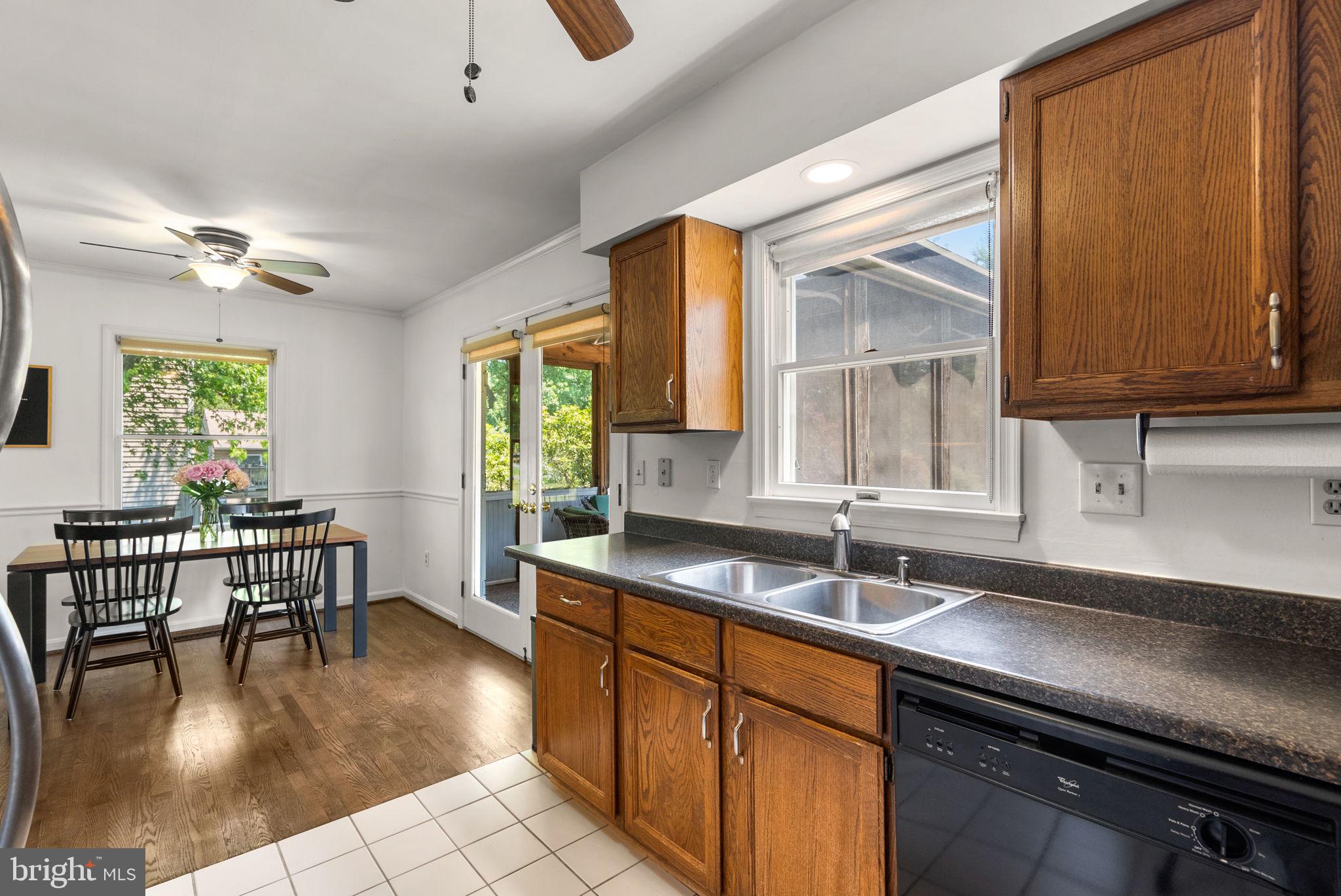 15509 Peach Orchard Road Silver Spring, MD 20905 - Photo 11 of 41
