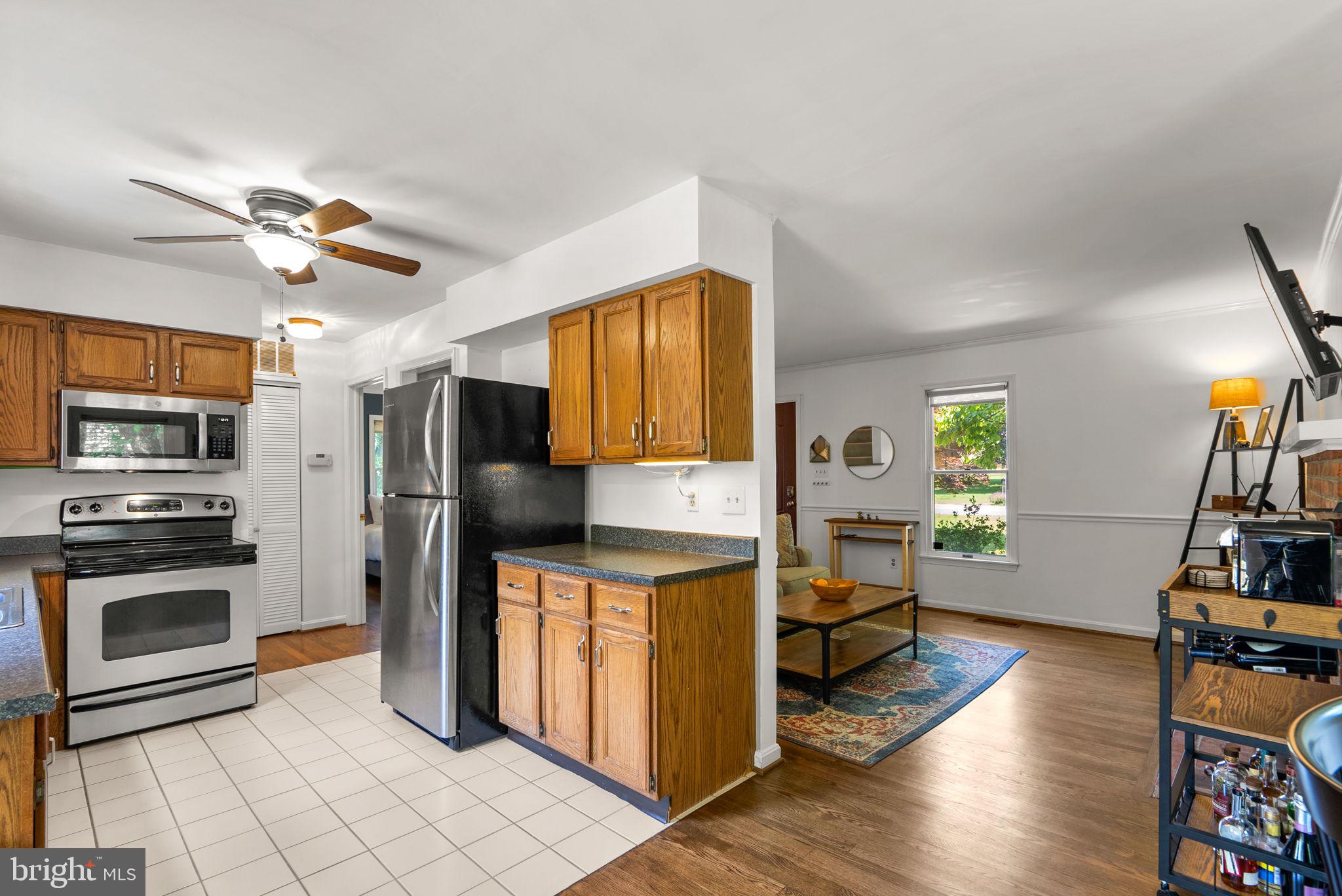 15509 Peach Orchard Road Silver Spring, MD 20905 - Photo 12 of 41