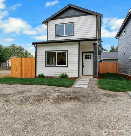 $419,950 | 9420 South D Street, Unit 3, Tacoma, WA 98444