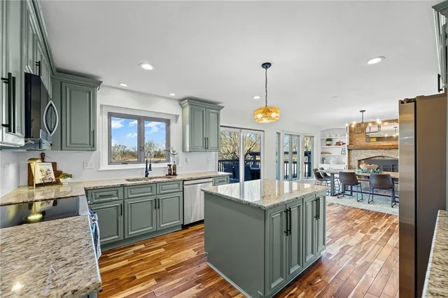 $775,000 | 24206 East 88th Street, Lee's Summit, MO 64064