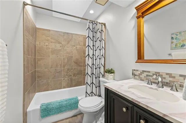 $775,000 | 24206 East 88th Street, Lee's Summit, MO 64064