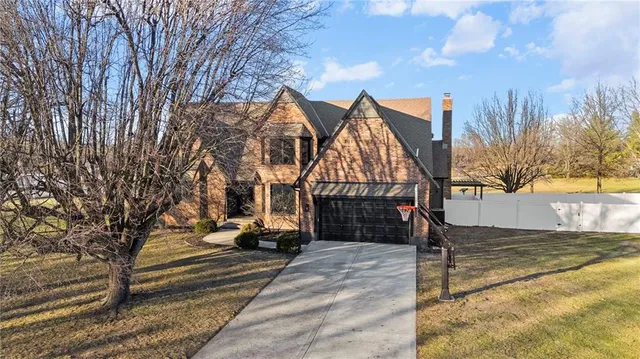$775,000 | 24206 East 88th Street, Lee's Summit, MO 64064