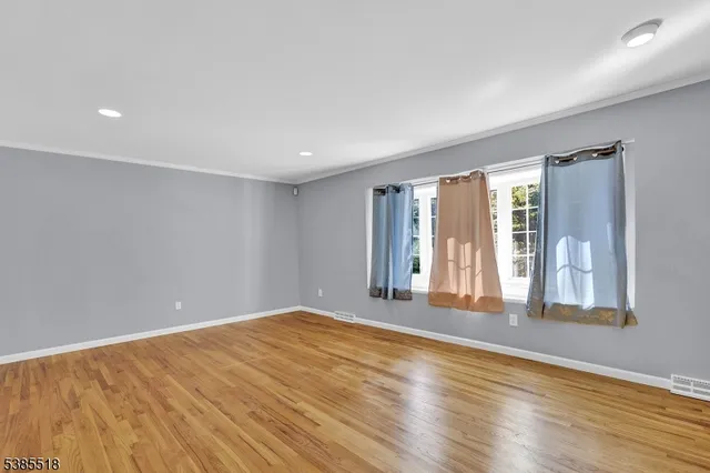 $5,400 | 42 Stonewyck Road, Chatham, NJ 07928