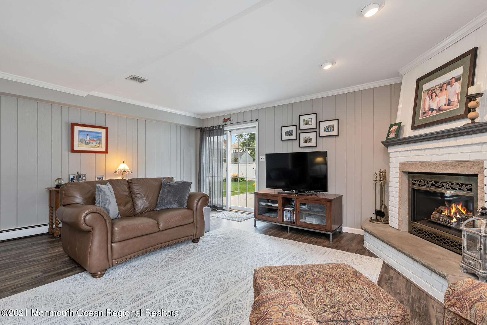 7 Minuteman Road Hazlet, NJ 07730 - Photo 15 of 31 Family Room