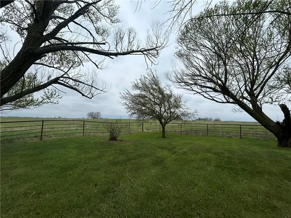 $560,000 | 1379 Northwest Hwy M, Chilhowee, MO 64733