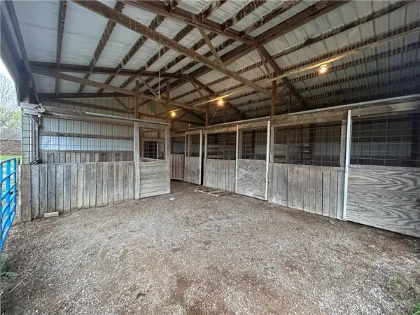 $560,000 | 1379 Northwest Hwy M, Chilhowee, MO 64733