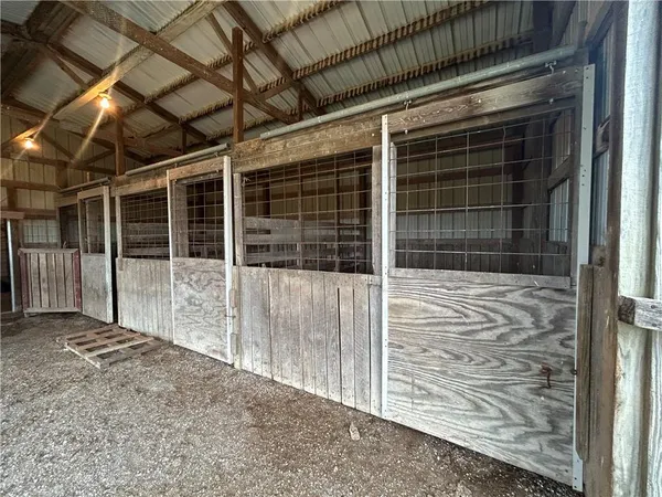 $560,000 | 1379 Northwest Hwy M, Chilhowee, MO 64733