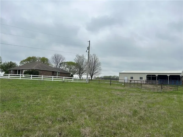 $560,000 | 1379 Northwest Hwy M, Chilhowee, MO 64733