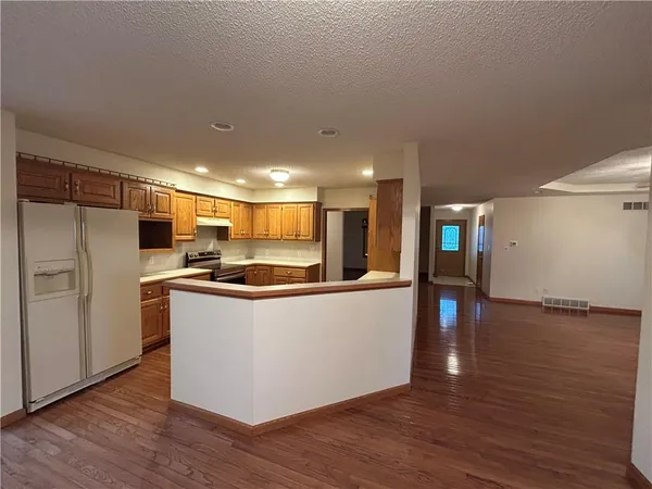 $560,000 | 1379 Northwest Hwy M, Chilhowee, MO 64733