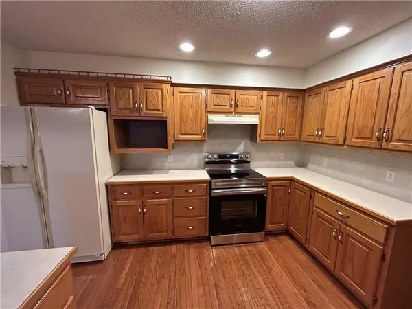 $560,000 | 1379 Northwest Hwy M, Chilhowee, MO 64733