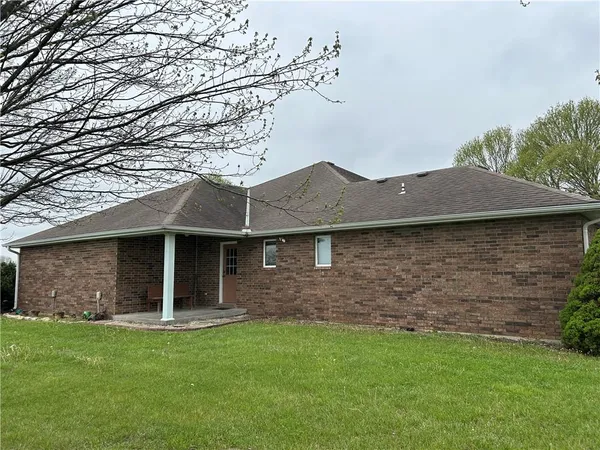 $560,000 | 1379 Northwest Hwy M, Chilhowee, MO 64733
