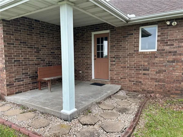 $560,000 | 1379 Northwest Hwy M, Chilhowee, MO 64733