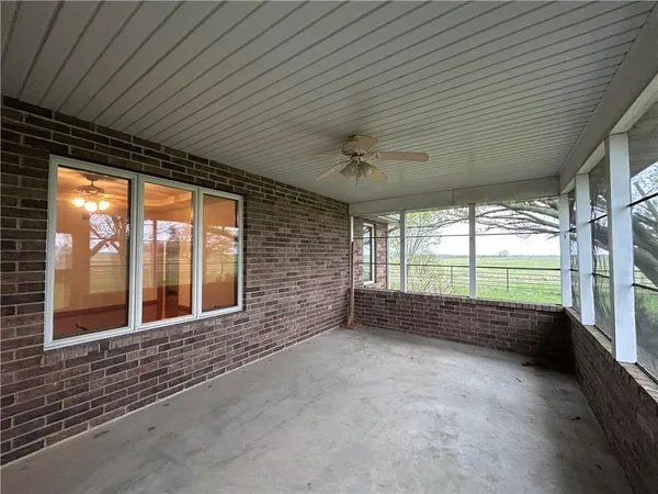 $560,000 | 1379 Northwest Hwy M, Chilhowee, MO 64733