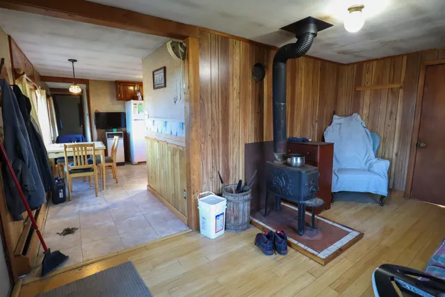 $359,000 | 696 Fort Hill Road, Gorham, ME 04038