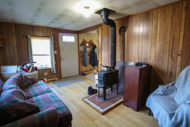 $359,000 | 696 Fort Hill Road, Gorham, ME 04038