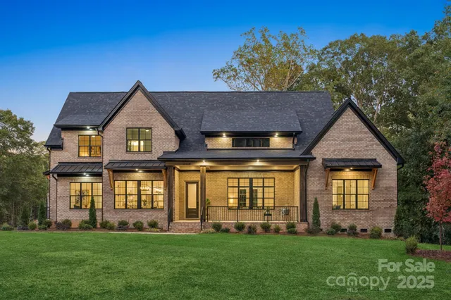 $999,000 | 268 Laurel Crest Drive, Kannapolis, NC 28081