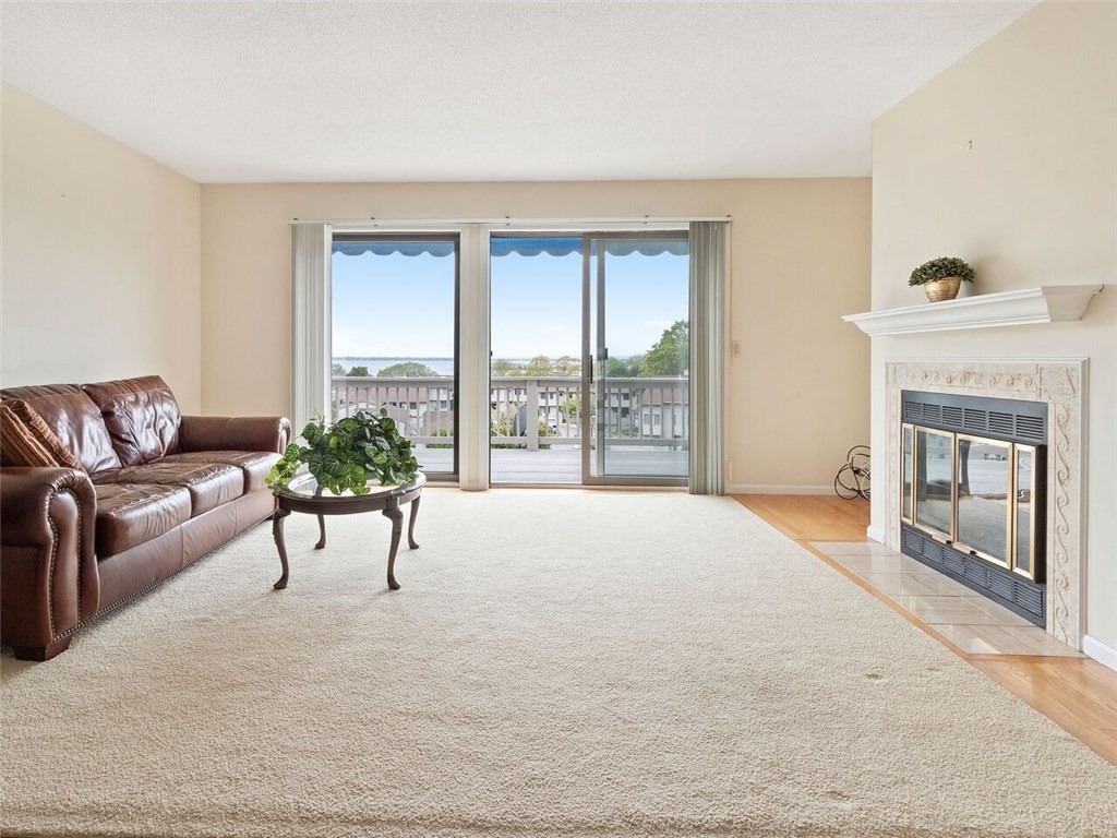 143 Windward Lane Bristol, RI 02809 - Photo 14 of 25