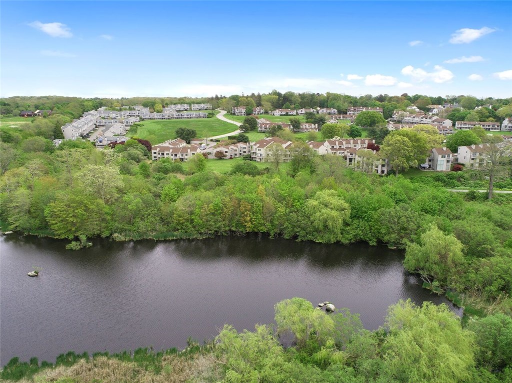 143 Windward Lane Bristol, RI 02809 - Photo 7 of 25