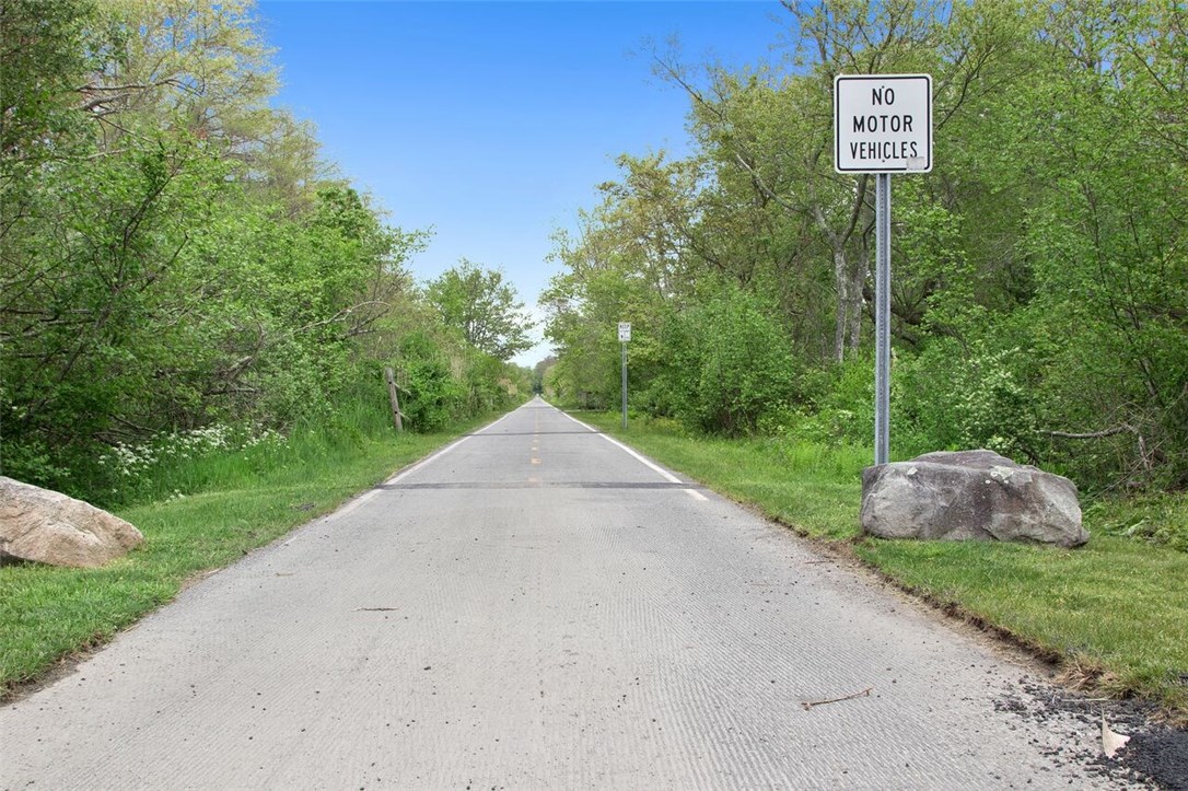 143 Windward Lane Bristol, RI 02809 - Photo 8 of 25